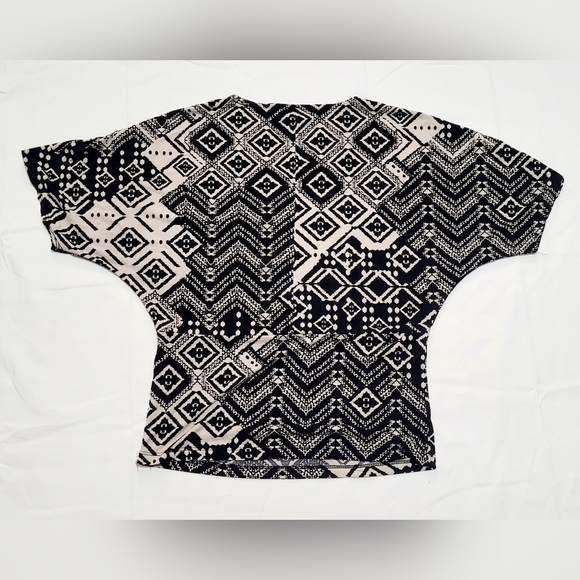 Vintage Suzie Blouse Top Womens Size Medium Geometric Patterns USA - Picture 2 of 6